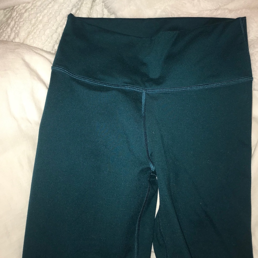 Dark turquoise fabletics leggings